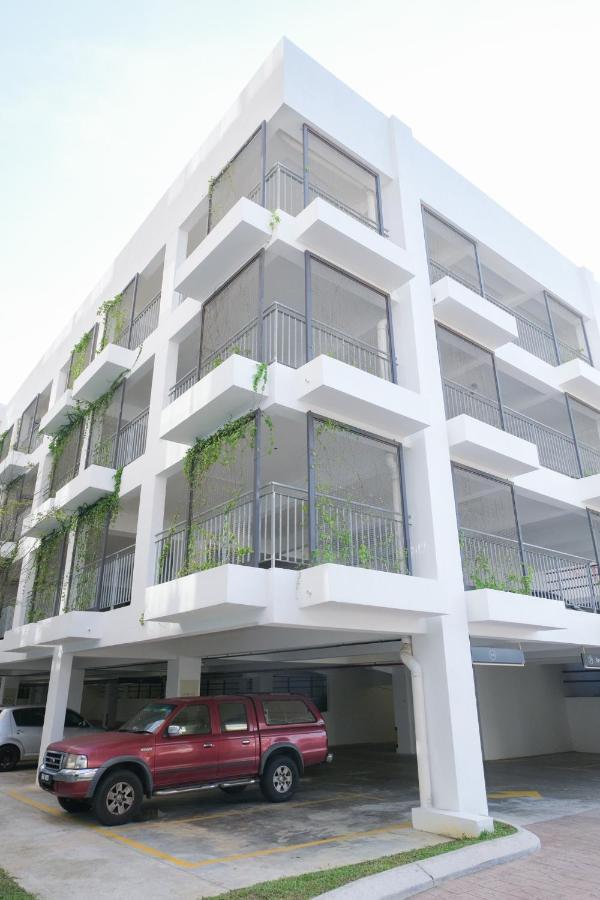 Timur Bay Beach Resort By Subhome Kuantan Exterior foto