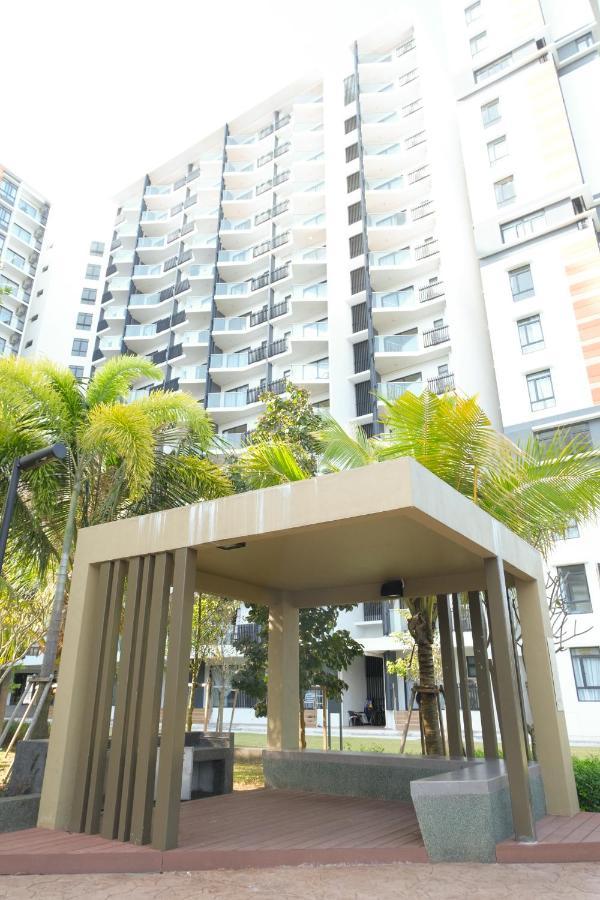 Timur Bay Beach Resort By Subhome Kuantan Exterior foto